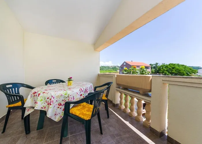 Appartement For Families With Children Ljubac, Zadar - 24394